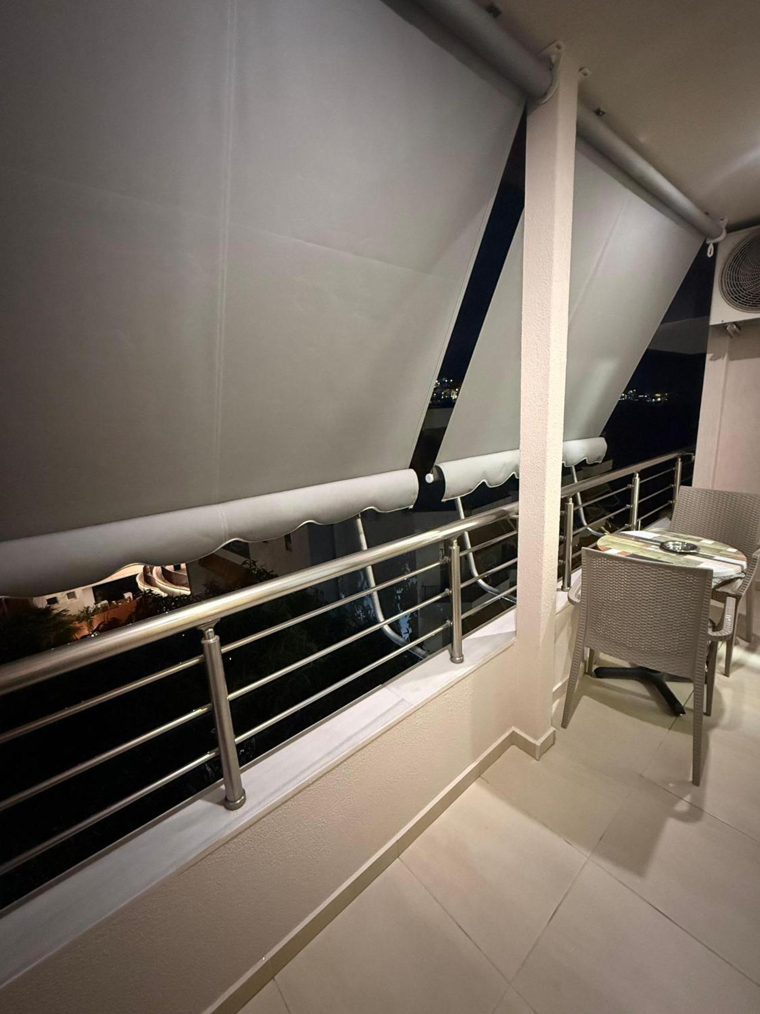 Eleana'S Apartament Саранда Экстерьер фото