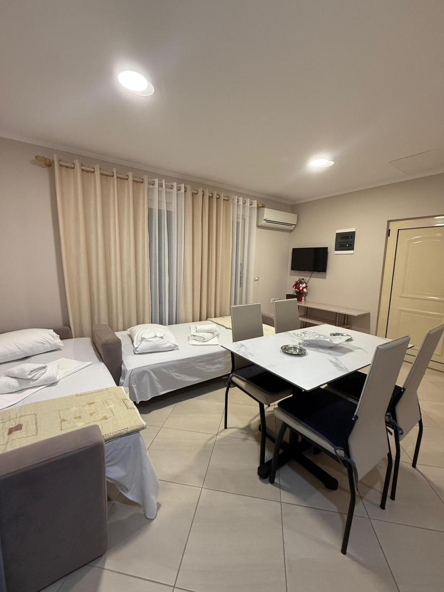 Eleana'S Apartament Саранда Экстерьер фото