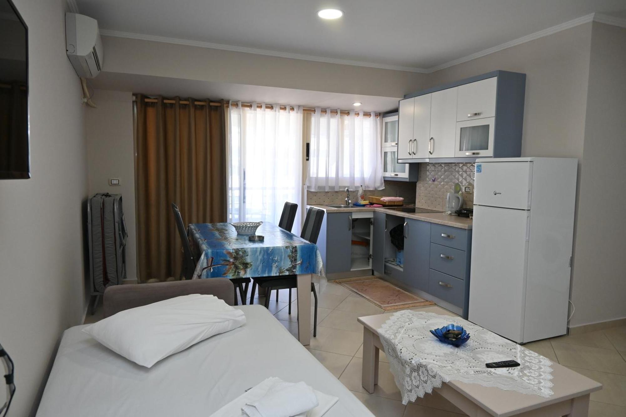 Eleana'S Apartament Саранда Экстерьер фото
